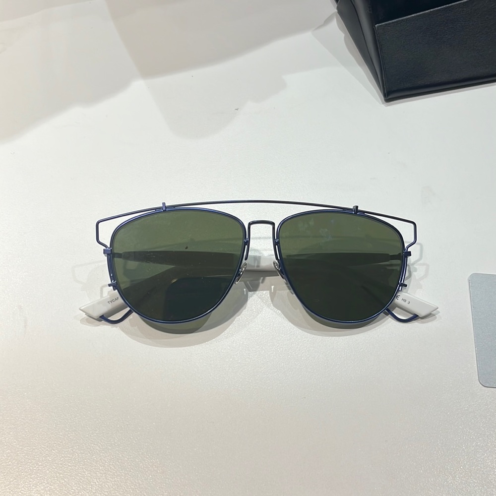 Christian Dior technologic sunglasses womens aviator brown lens, blue frame
